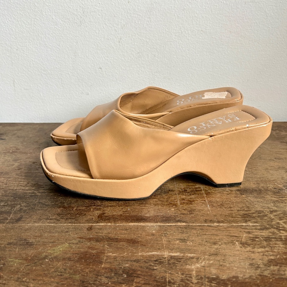 Vintage Y2K Tan Leather Wedge Mule Sandals Size 8